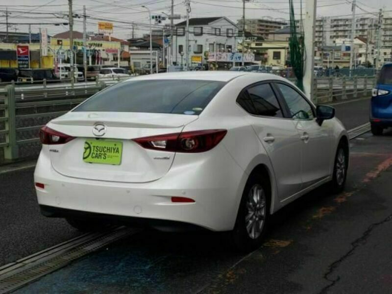 AXELA HYBRID