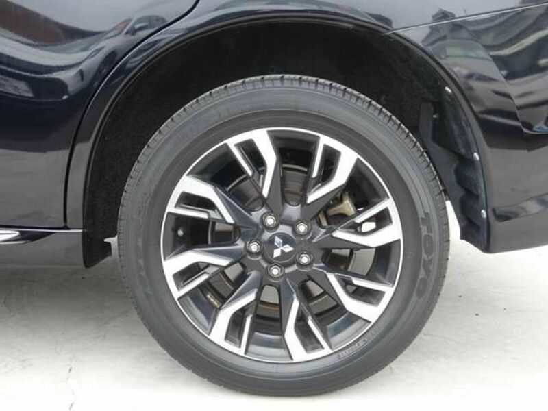 OUTLANDER PHEV
