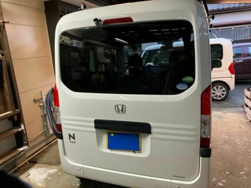 N-VAN
