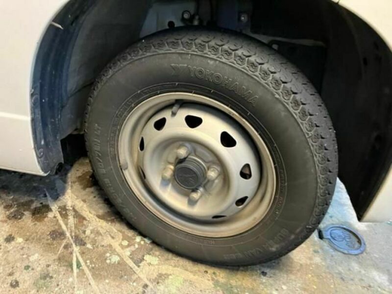 N-VAN