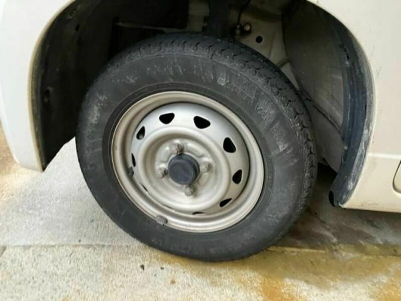 N-VAN