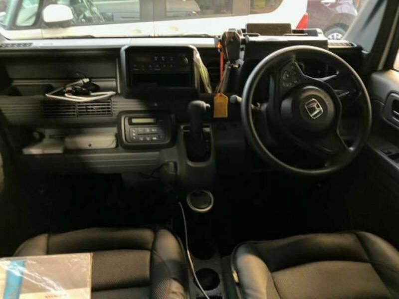 N-VAN