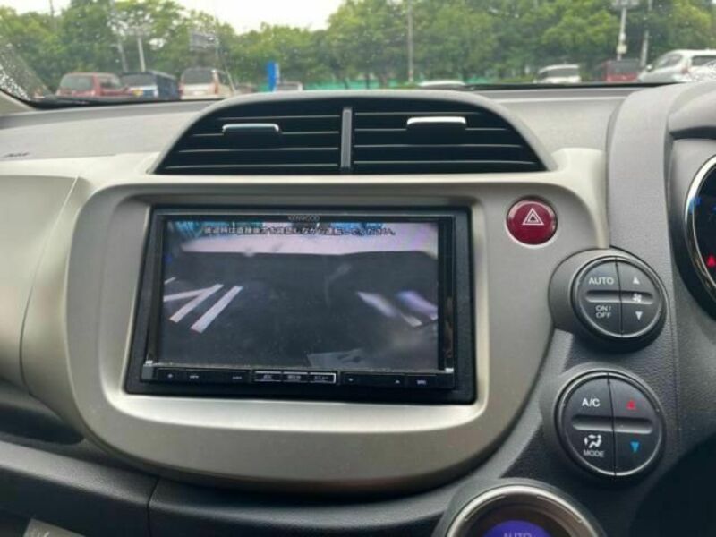 FIT HYBRID