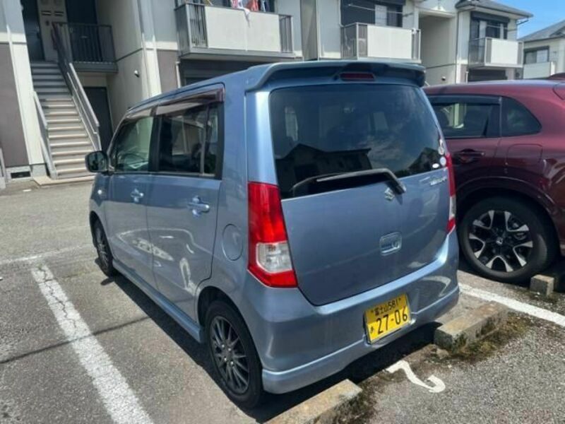 WAGON R