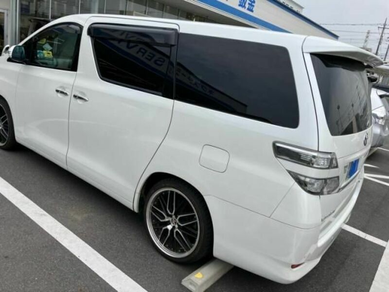 VELLFIRE
