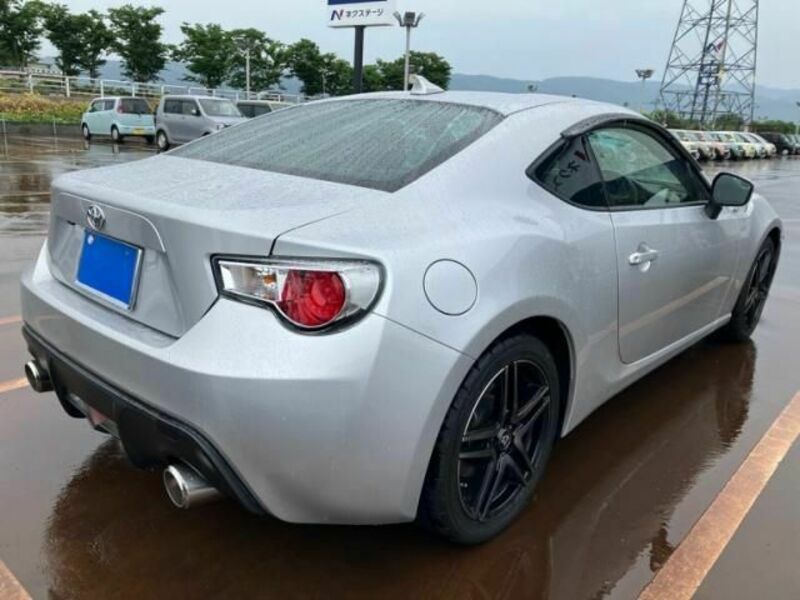 86