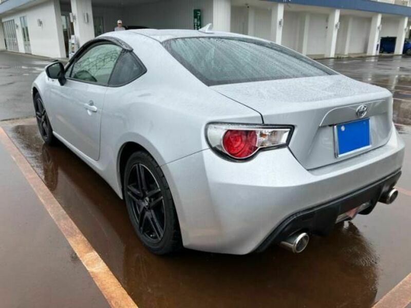 86