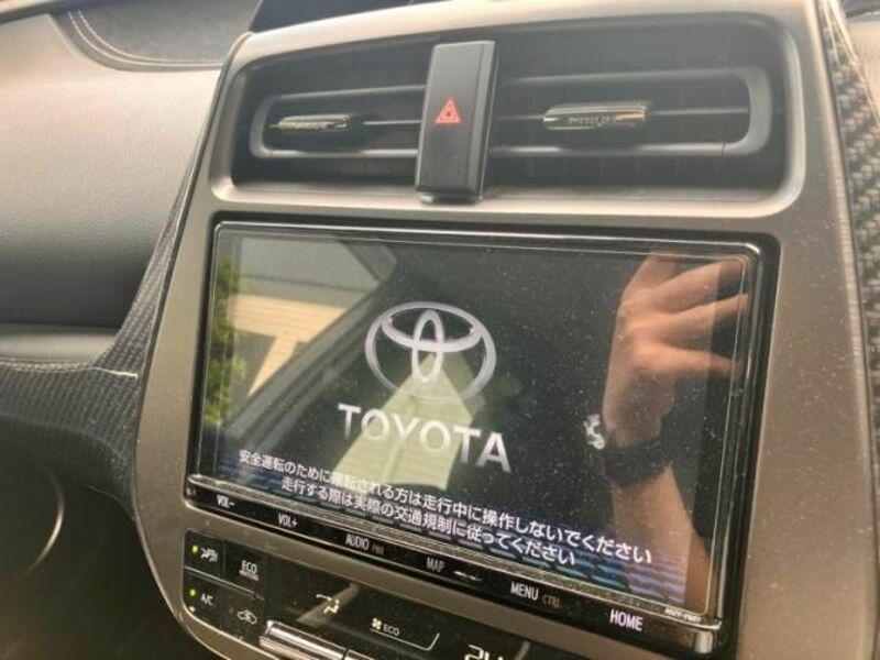 PRIUS PHV