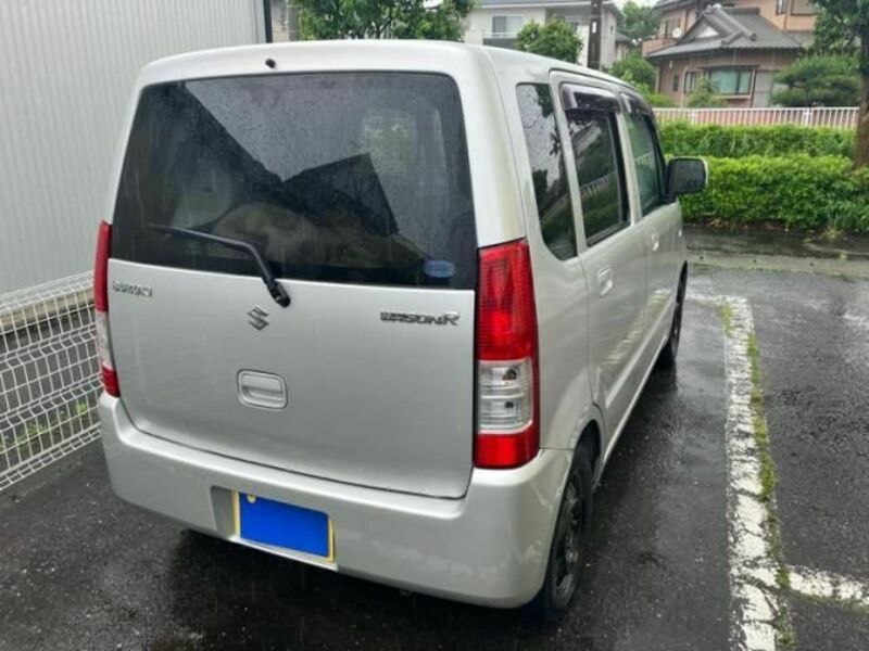 WAGON R
