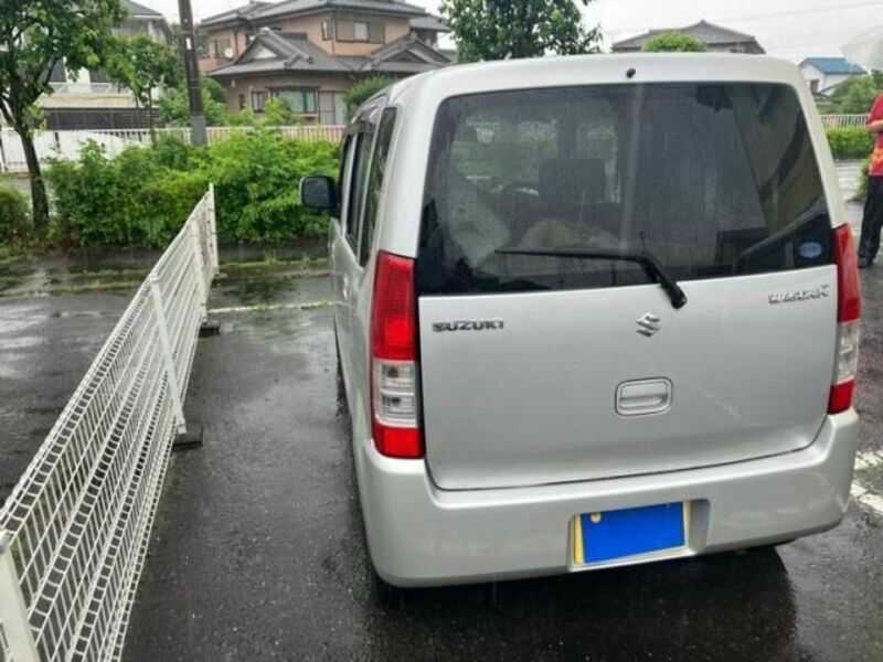 WAGON R