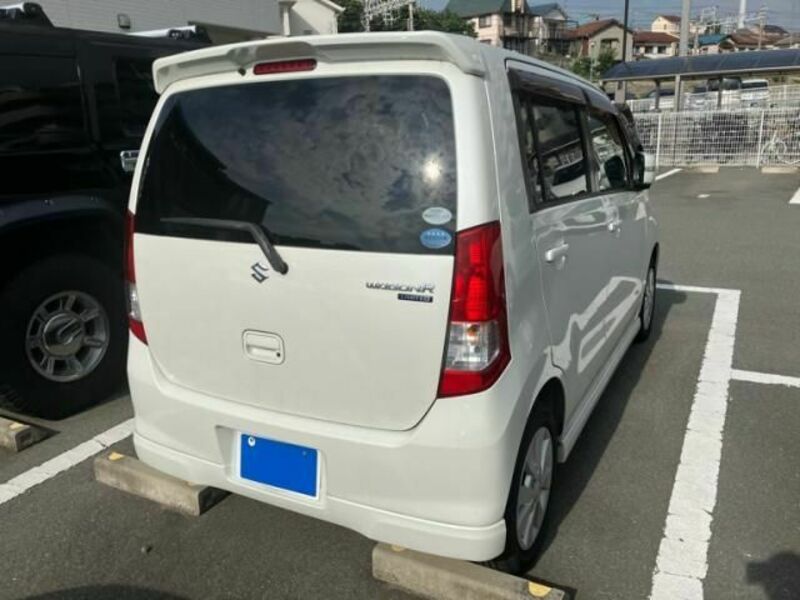 WAGON R