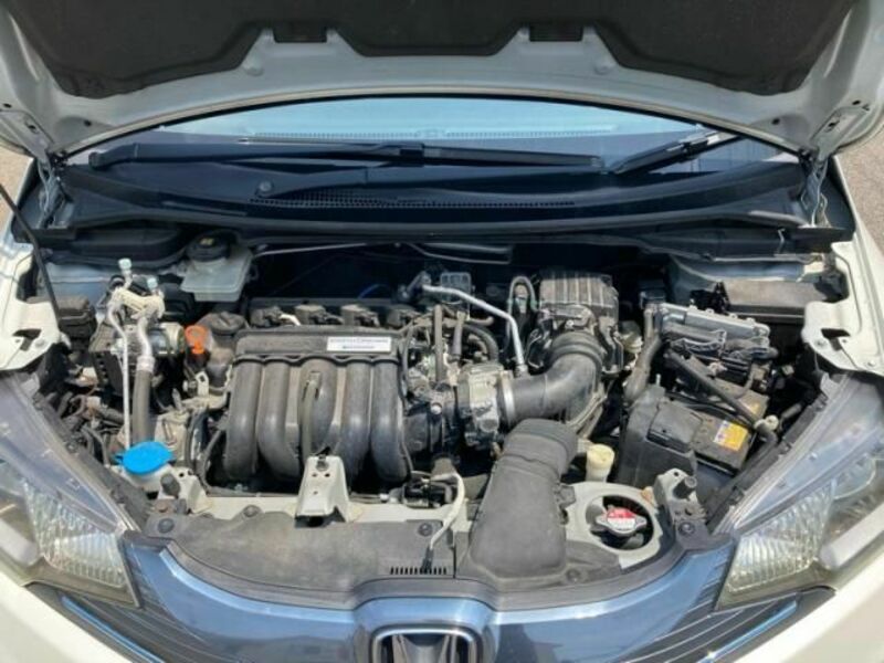 FIT HYBRID