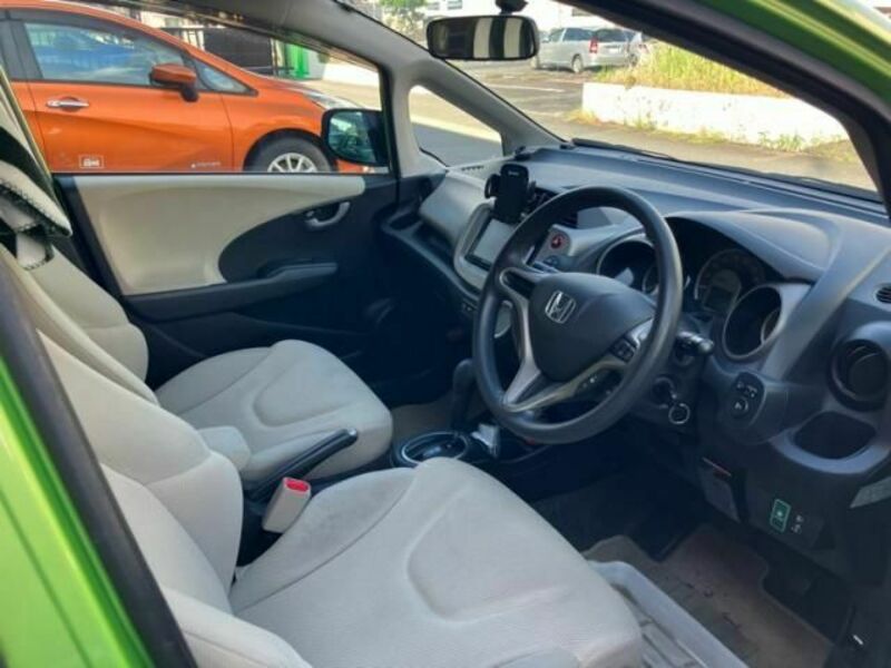 FIT HYBRID