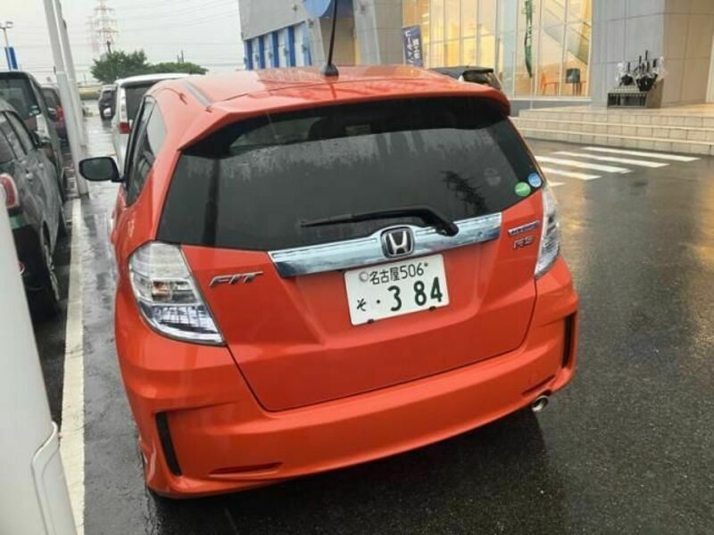 FIT HYBRID