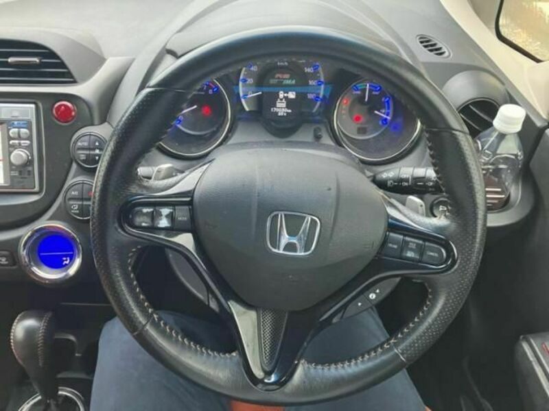 FIT HYBRID