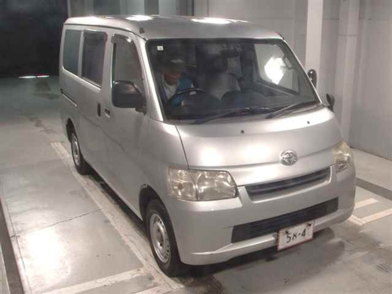 TOYOTA TOWN ACE VAN