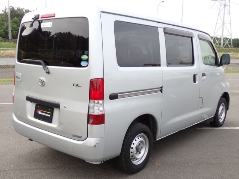 TOWN ACE VAN