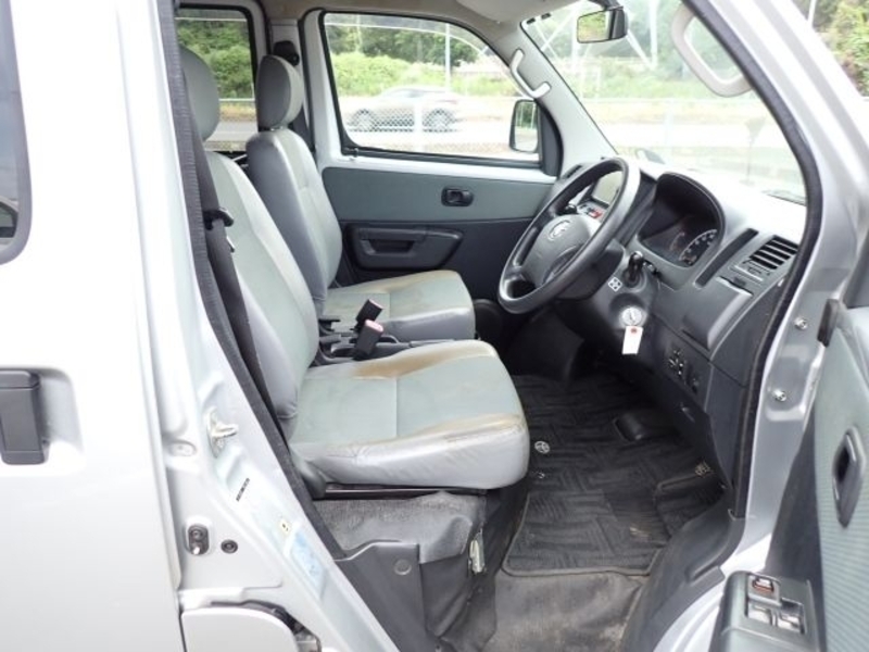 TOWN ACE VAN