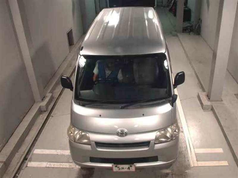 TOWN ACE VAN