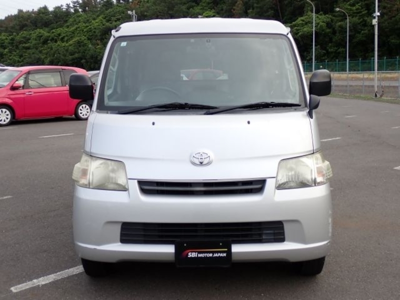 TOWN ACE VAN