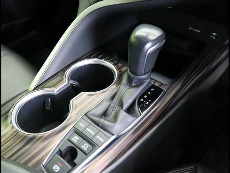 CAMRY