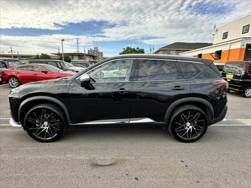 X-TRAIL