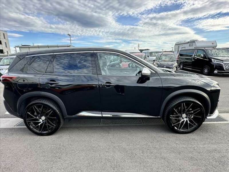 X-TRAIL