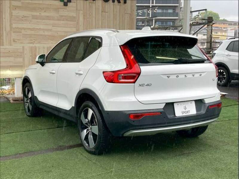 XC40