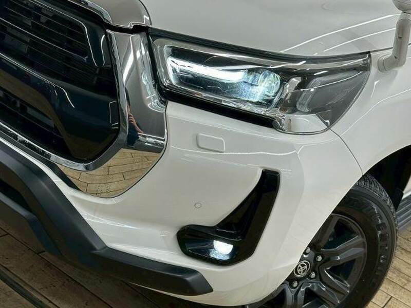 HILUX