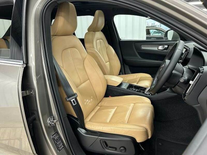 XC40