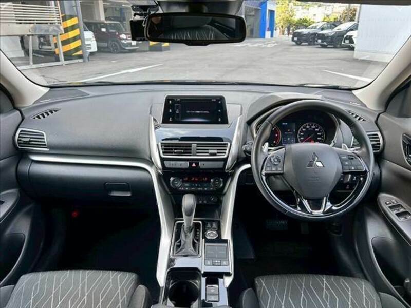 ECLIPSE CROSS