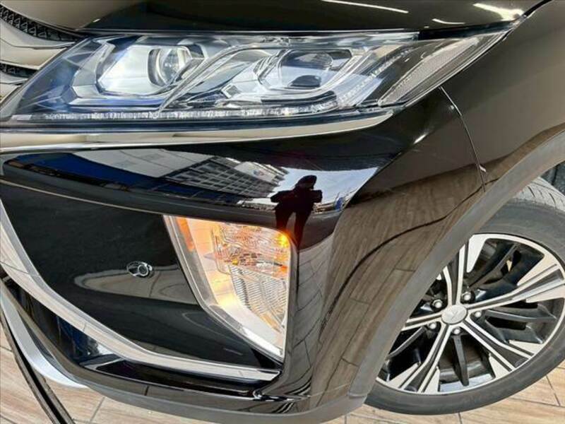 ECLIPSE CROSS
