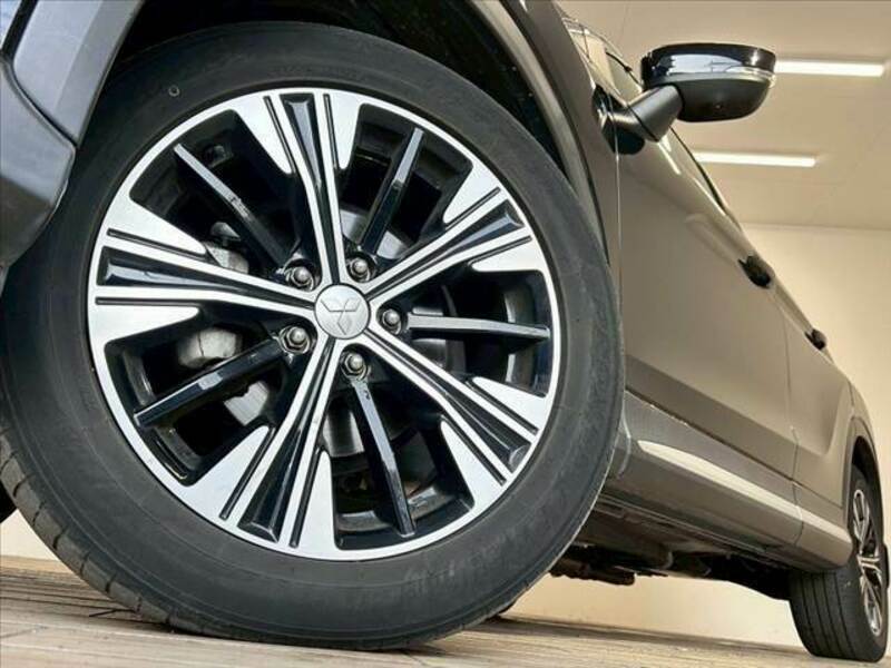 ECLIPSE CROSS