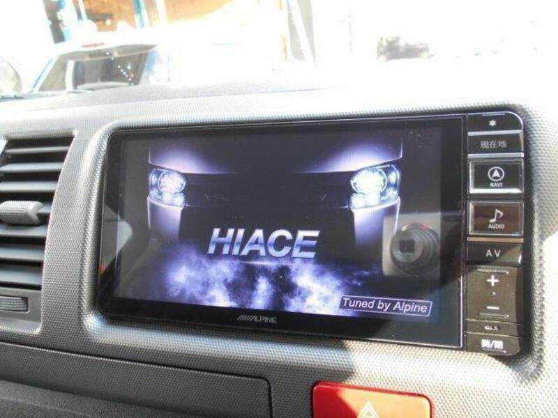 HIACE VAN