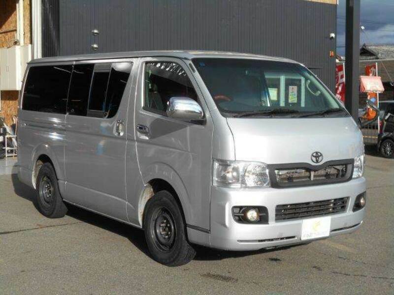 HIACE VAN