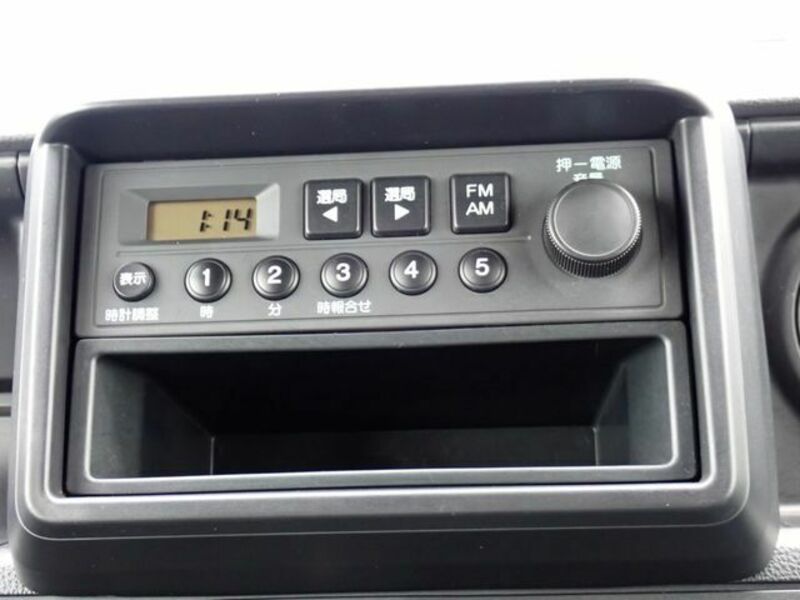 N-VAN