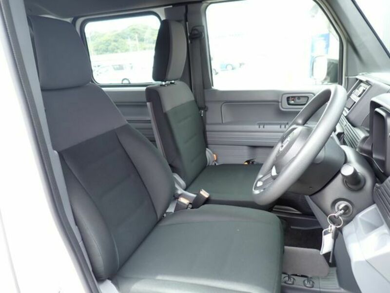 N-VAN