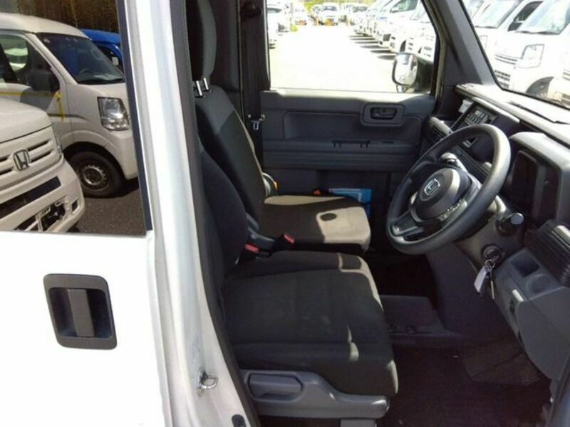 N-VAN