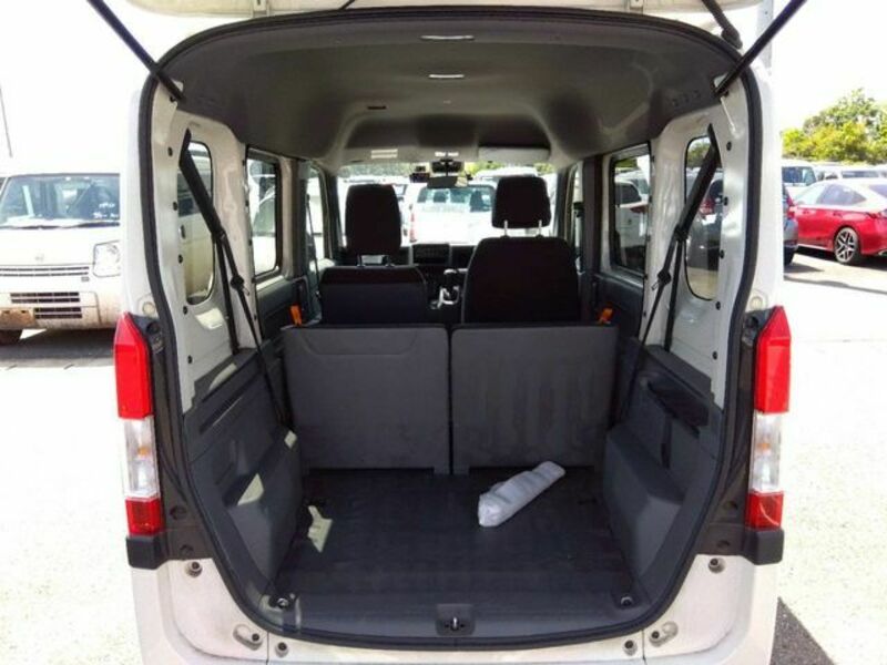 N-VAN