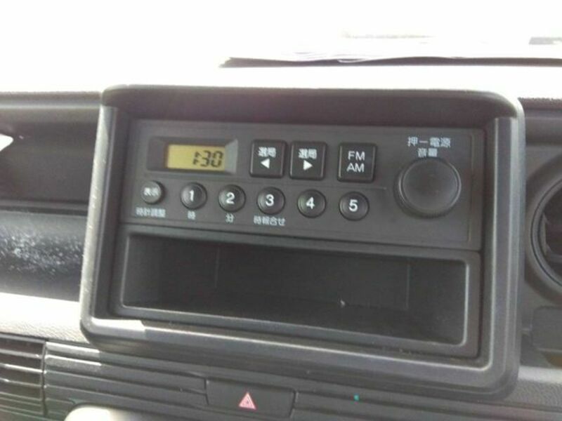 N-VAN