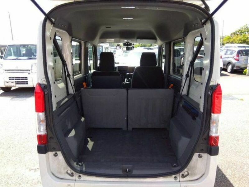 N-VAN