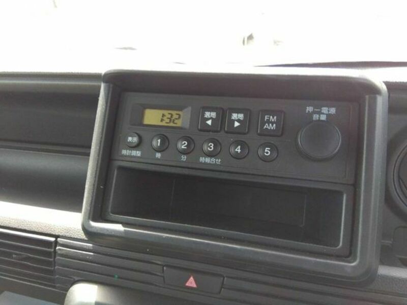 N-VAN