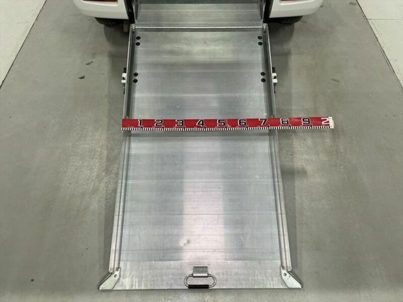 ATRAI WAGON