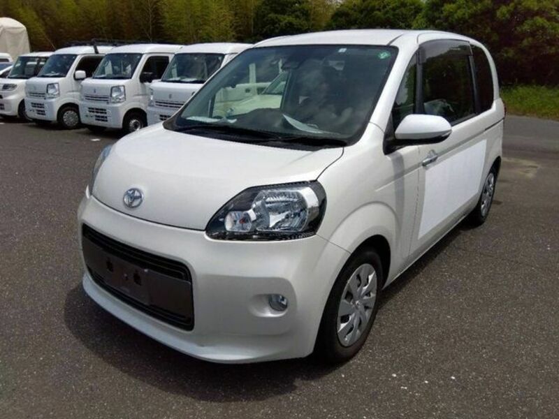 TOYOTA PORTE