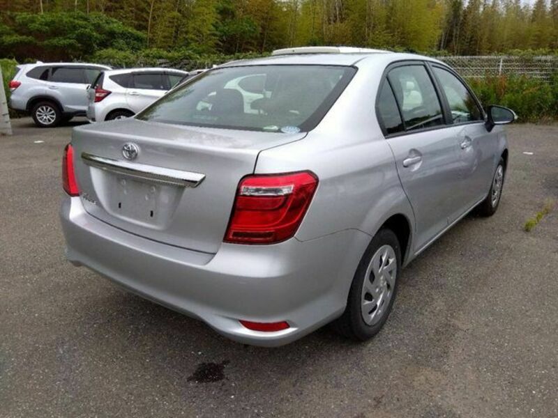 COROLLA AXIO