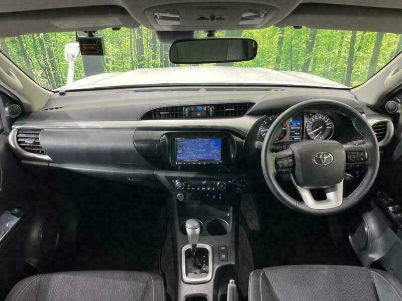HILUX