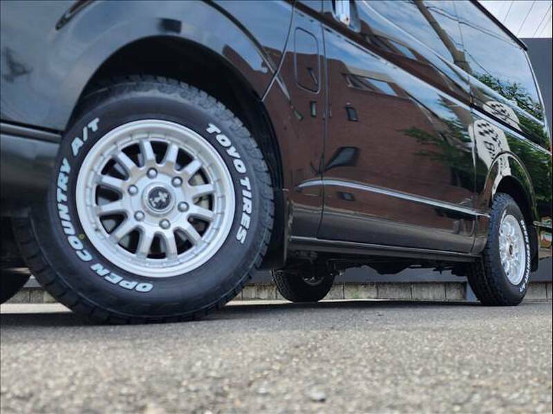 HIACE VAN