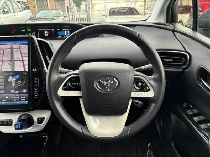 PRIUS PHV