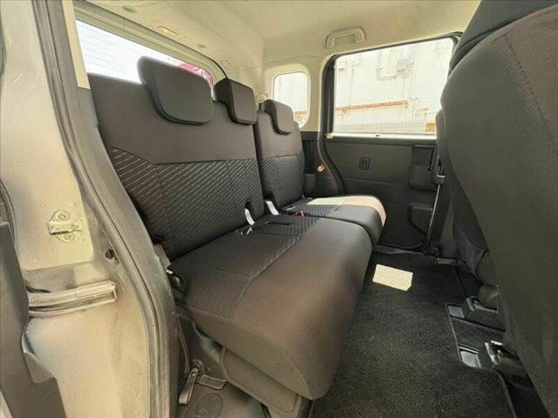 ROOMY