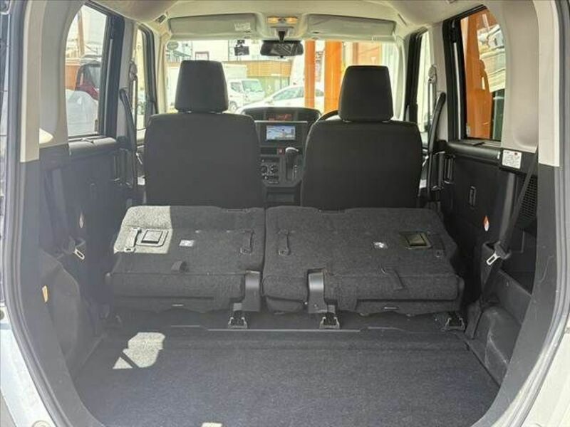 ROOMY